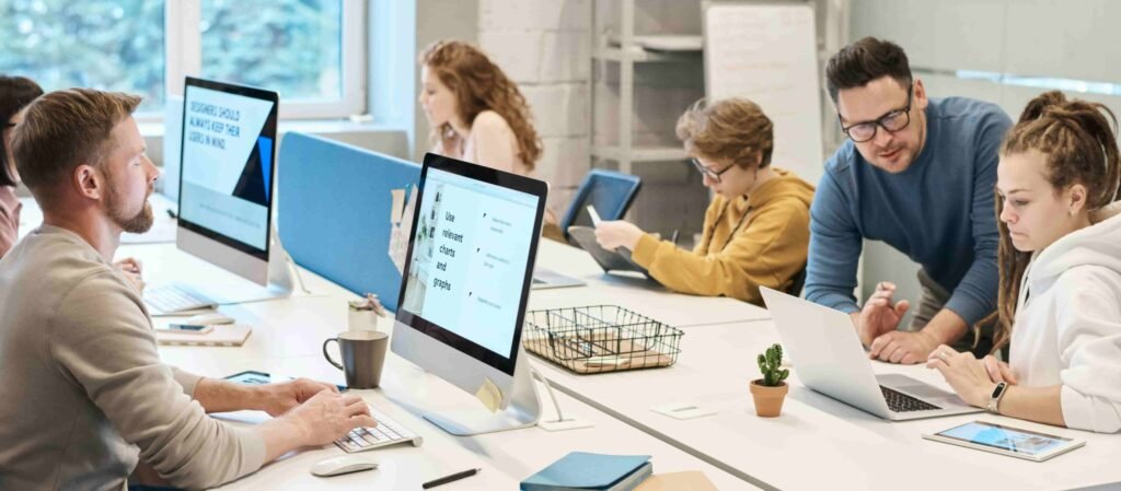 People working in front of the computer